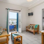 Vira Vivere Plaka (Milos)