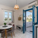 Vira Vivere 4* Plaka (Milos)