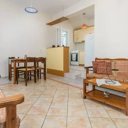 Vira Vivere 4*