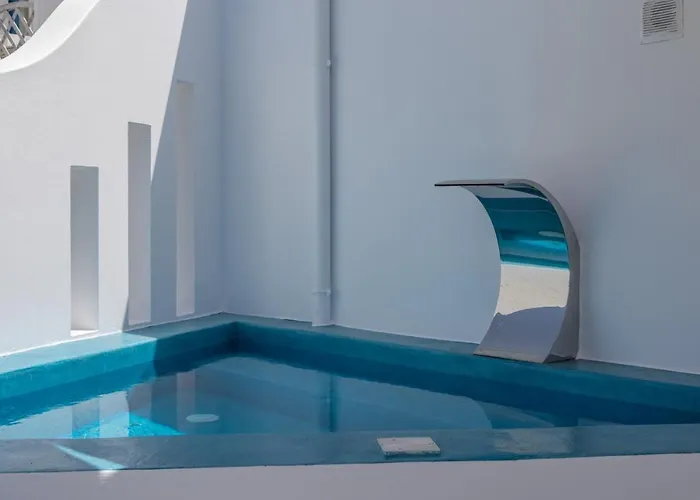 Vira Vivere Plaka (Milos)